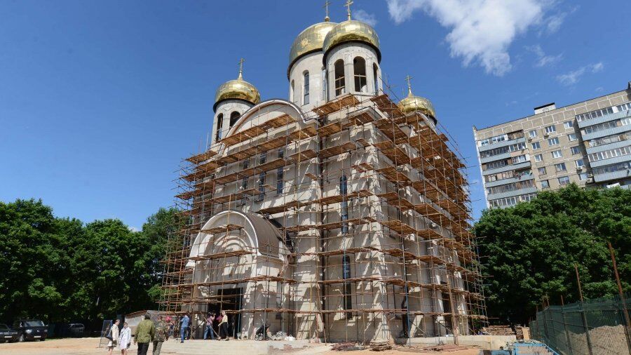 Строительство храма Живоночальной Троицы в Кожухове в Москве - РИА Новости, 1920, 10.10.2024