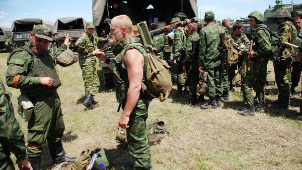 Ополченцы ДНР в Старобешевском районе Донецкой области. Архивное фото