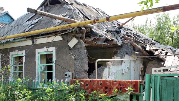 Последствия обстрела Донецка украинскими силовиками. Архивное фото