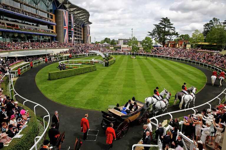 Королевский конный турнир Royal Ascot в Англии. Июнь 2015