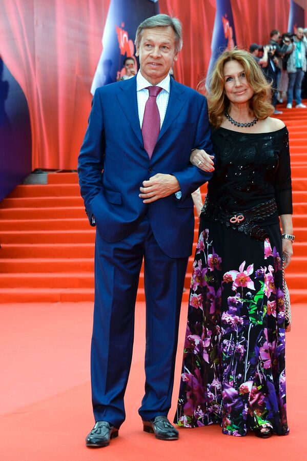 Алексей Пушков и Нина Пушкова на церемонии открытия 37-го Московского международного кинофестиваля