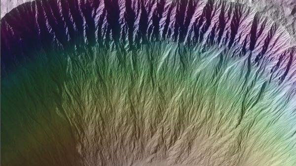 Овраги на склонах кратера Исток. Фото с зонда MRO