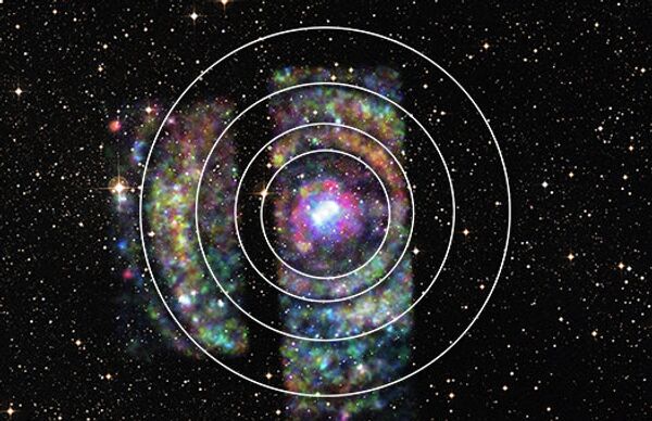 Астрофизики обнаружили яркий набор колец от вспышки нейтронной звезды