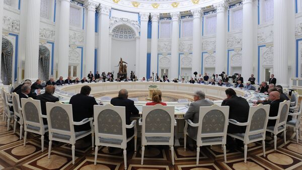 Президент России Владимир Путин проводит в Кремле заседание Совета при президенте по науке и образованию