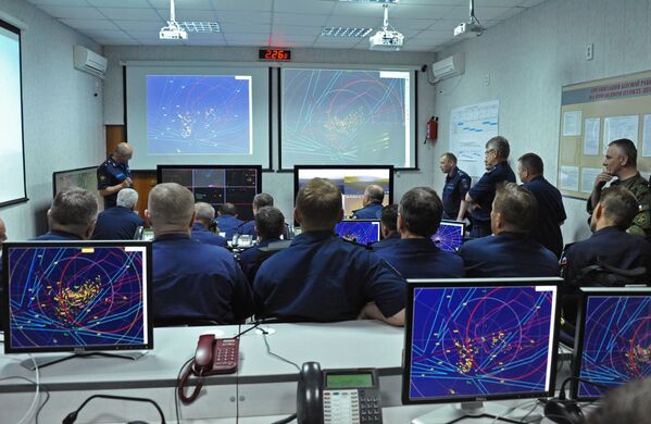 Военнослужащие во время совместной воздушно-огневой конференции ВВС И ПВО России и Белоруссии