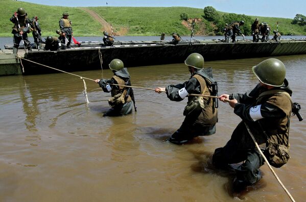 Виды водных преград. Форсирование водных преград. Водные войска. Водная преграда. Преодоление водного препятствия войска.