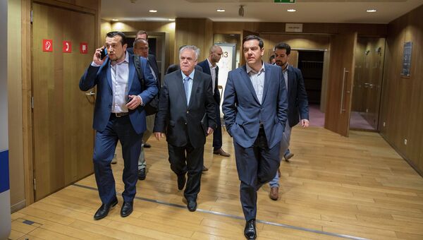 Премьер-министр Греции Алексис Ципрас во время поездки в Брюссель