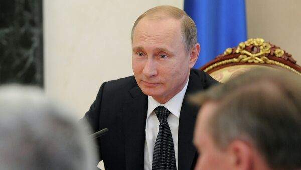 Президент России Владимир Путин на заседании Совета безопасности РФ в Кремле