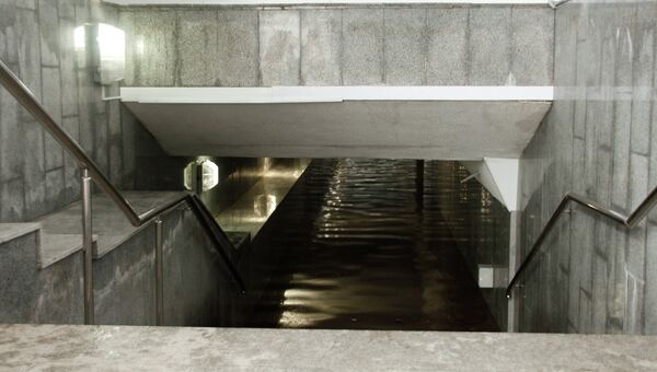 Подземный переход в Сочи, затопленный в результате проливных дождей