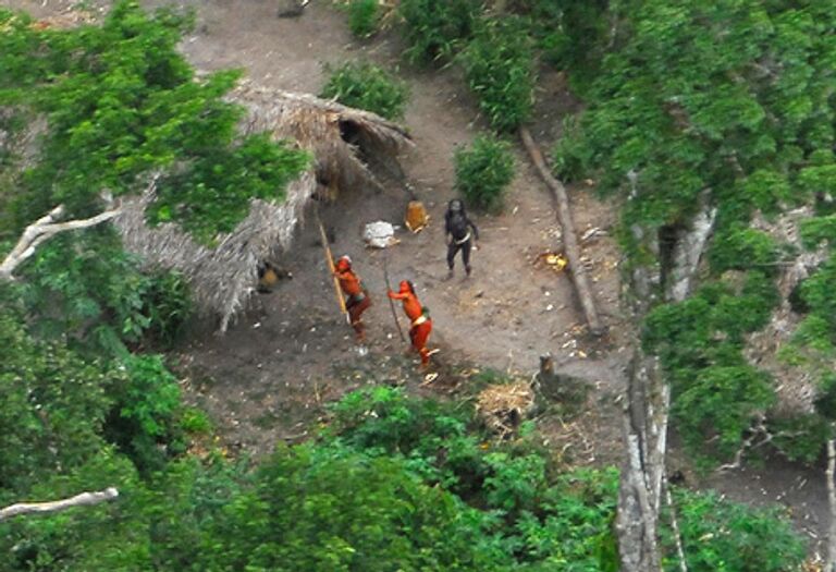 REUTERS/Funai-Frente de Protecao Etno-Ambiental Envira/Handout