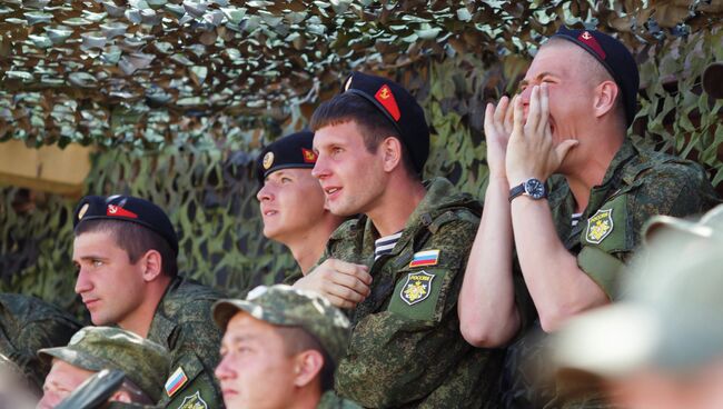 Военнослужащие на соревнованиях. Архивное фото