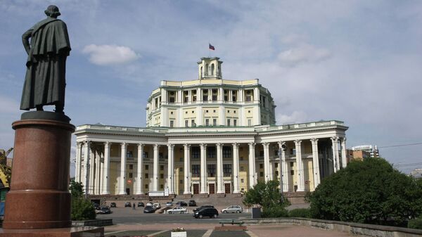 Здание Центрального академического театра Российской армии на Суворовской площади. Архивное фото