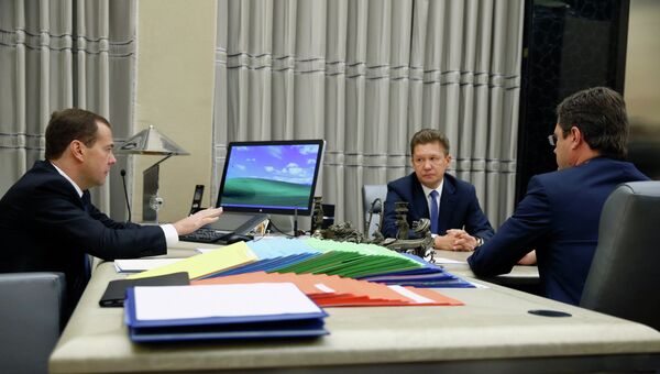 Рабочая встреча премьер-министра РФ Д.Медведева с главой Газпрома А.Миллером и министром энергетики А.Новаком