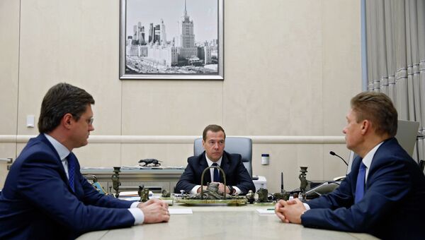 Рабочая встреча премьер-министра РФ Д.Медведева с главой Газпрома А.Миллером и министром энергетики А.Новаком