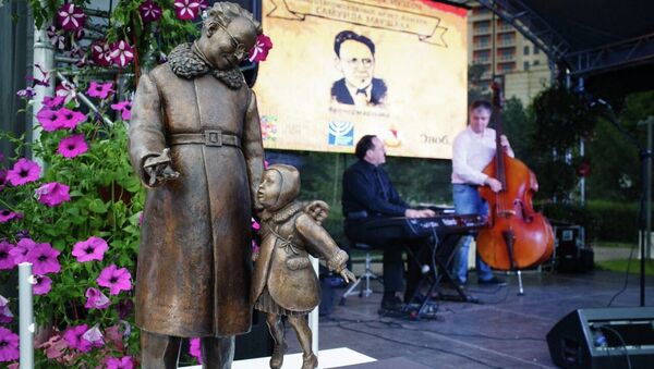 Открытие памятника Самуилу Маршаку в Москве