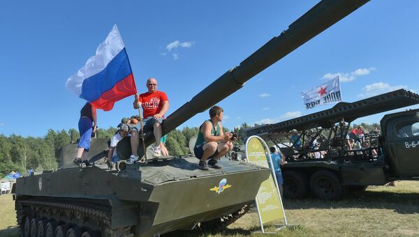 Тематическая зона Армия России на фестивале Нашествие. Архивное фото