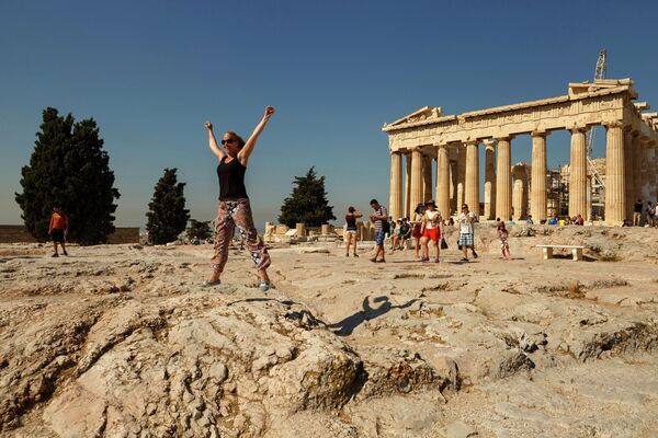 Туристы в Акрополе, Афины