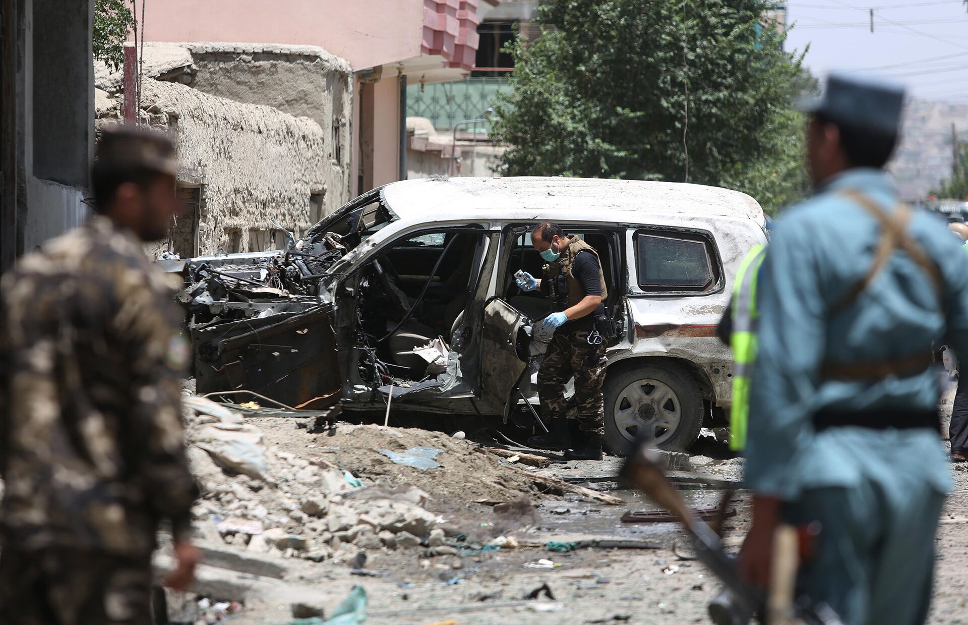На месте взрыва на юго-востоке Кабула. Афганистан, 7 июля 2015 - РИА Новости, 1920, 22.06.2021