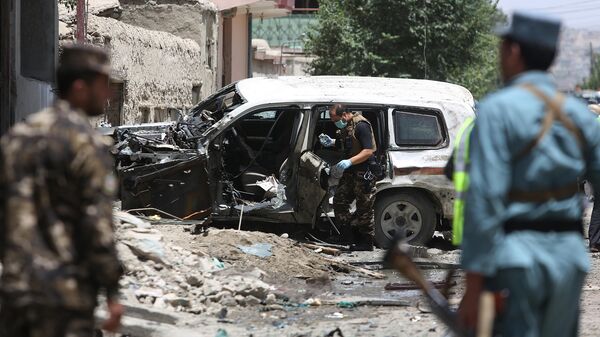 На месте взрыва на юго-востоке Кабула. Афганистан, 7 июля 2015