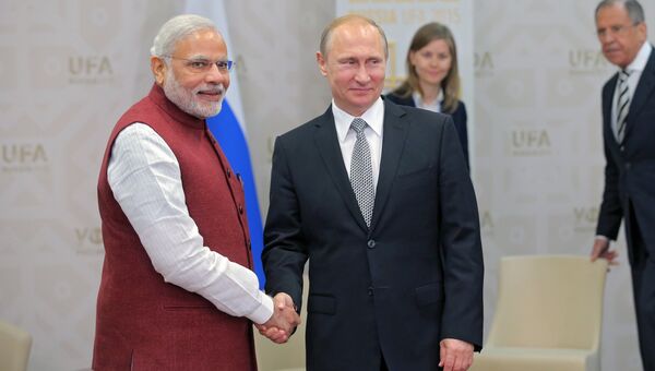 Президент Российской Федерации Владимир Путин и Премьер-министр Индии Нарендра Моди. Архивное фото.