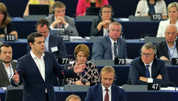 Премьер-министр Греции Алексис Ципрас на заседании Европейского парламента в Страсбурге. 8 июля 2015
