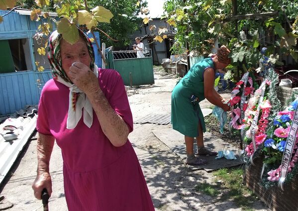 Похороны погибших в селе Свободное в результате обстрела армией Украины