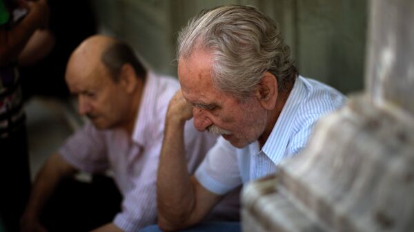 Пенсионеры в Греции. Архивное фото
