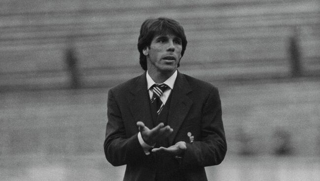 Итальянский футболист Джанфранко Дзола. Архивное фото
