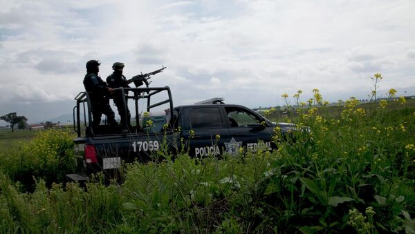 Полиция возле тюрьмы строгого режима в Альтиплано, Мексика