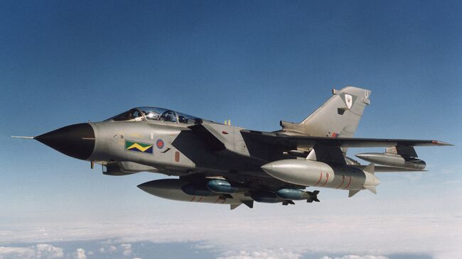 Истребитель Tornado ВВС Великобритании. Архивное фото
