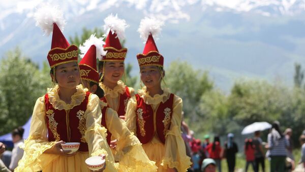 Фестиваль народного творчества в Киргизии Кыргыз шырдагы.  Архивное фото