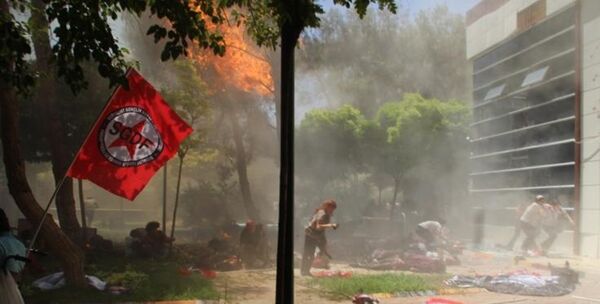 На месте взрыва в турецком городе Суруч