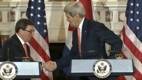 Примирение Кубы и США: открытие посольства в Вашингтоне и заявления дипломатов