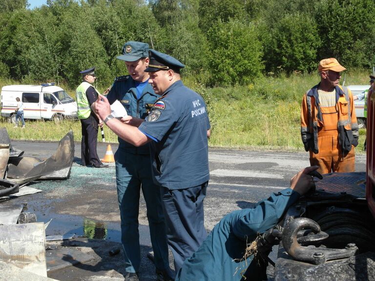 На месте ДТП с участием рейсового автобуса в Козульском районе Красноярского края