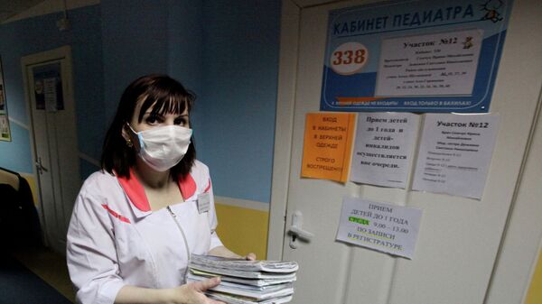 Врач в детской поликлинике №3 во Владивостоке