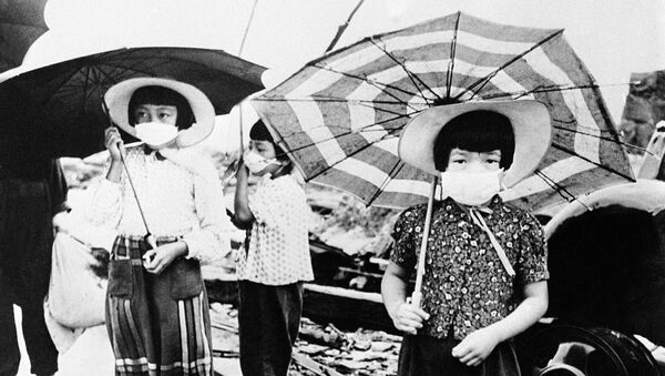 Дети на улице города Хиросима, 6 октября 1945 года