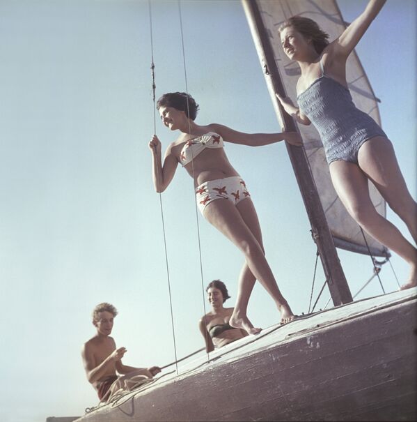 Прогулка на яхте. 1963 год