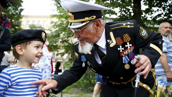 Празднование Дня ВМФ России в Санкт-Петербурге