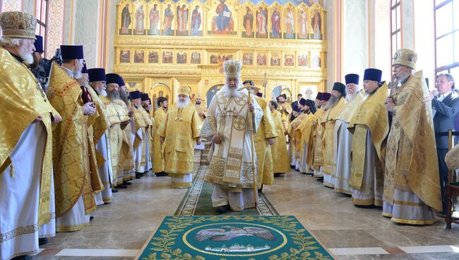 Освящение храма князя Владимира в Московском епархиальном доме