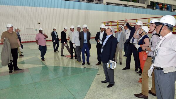 Делегация постпредов при МАГАТЭ в машинном зале третьего блока Ростовской АЭС