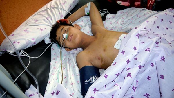 Афганский подросток, раненный во время перестрелки на свадьбе в провинции Баглан