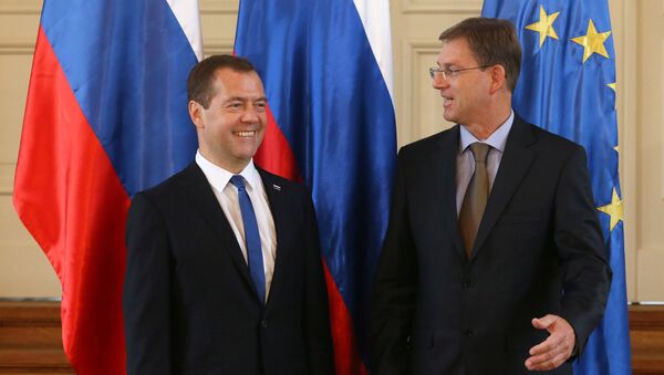 Председатель правительства РФ Дмитрий Медведев и председатель правительства Словении Мирослав Церар