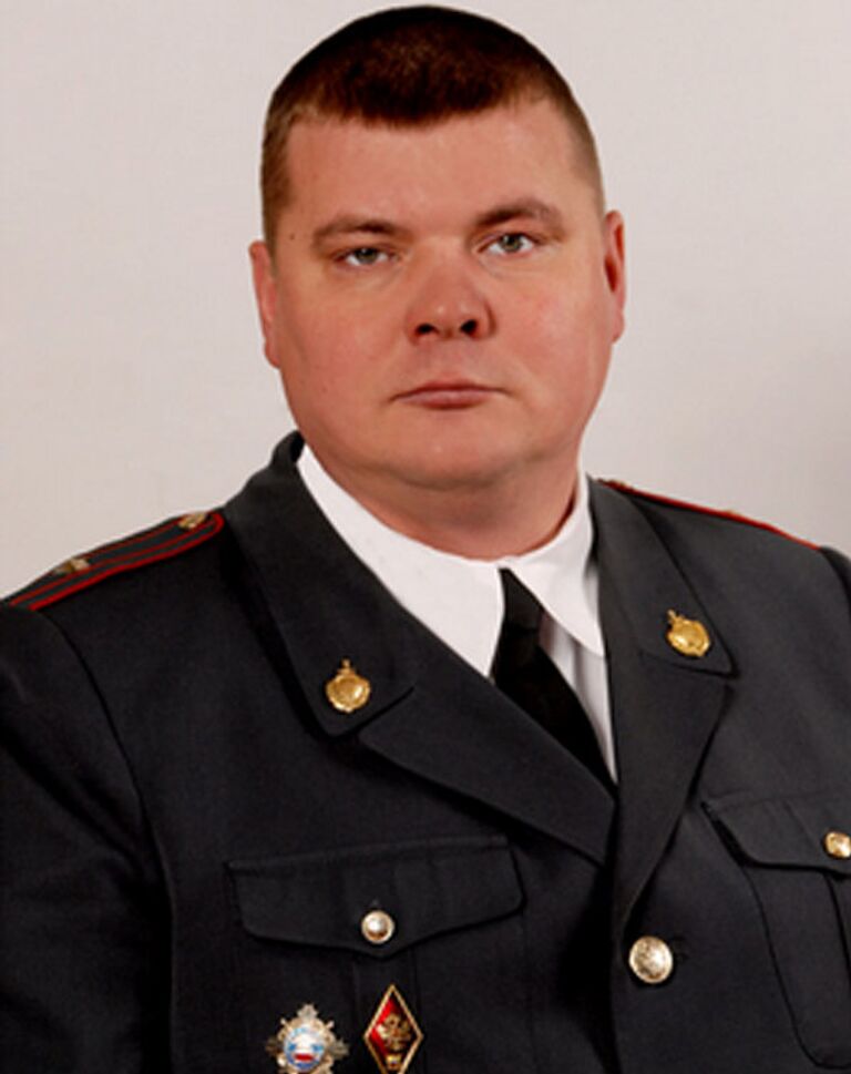 Командир роты ДПС Абаканского отдела ГИБДД, майор Александр Владимирович Косолапов Командир роты ДПС Абаканского отдела ГИБДД, майор Александр Владимирович Косолапов