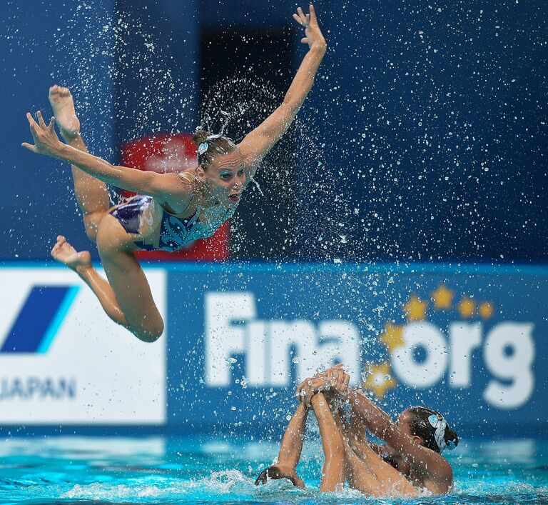 Спортсменки сборной Италии по синхронному плаванию на Чемпионате мира FINA 2015