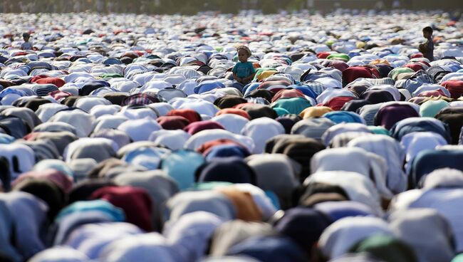 Айт-намаз в честь окончания священного месяца Рамазан. Архивное фото