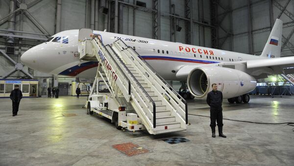 Новый самолет Ту-204-300 vip-класса, переданный специальному летному отряду Россия. Архивное фото