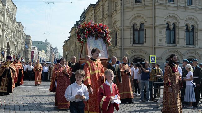 Праздник День ВДВ на улице Ильинке