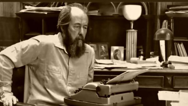 Александр Солженицын. Архивное фото