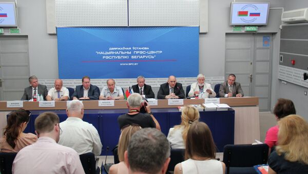 Круглый стол в рамках пресс-тура на тему Взаимодействие Беларуси и России в сфере энергетики