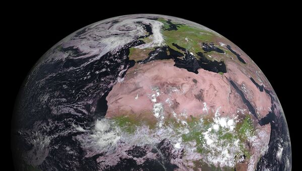Фотография Земли, полученная погодным зондом MSG-4